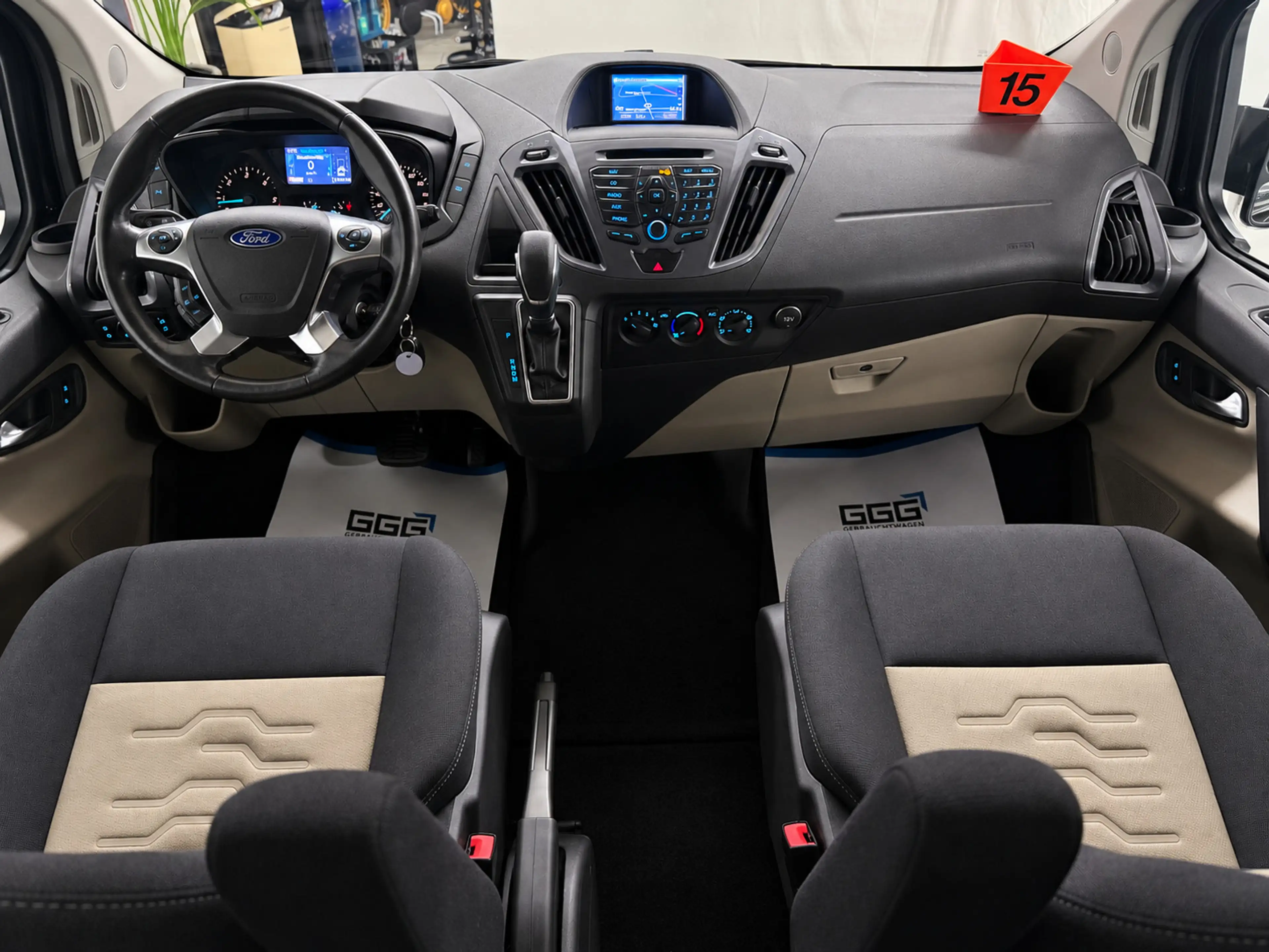 Ford Tourneo Custom 310 L2 Titanium R-Kam ACC AHK STH — photo 6