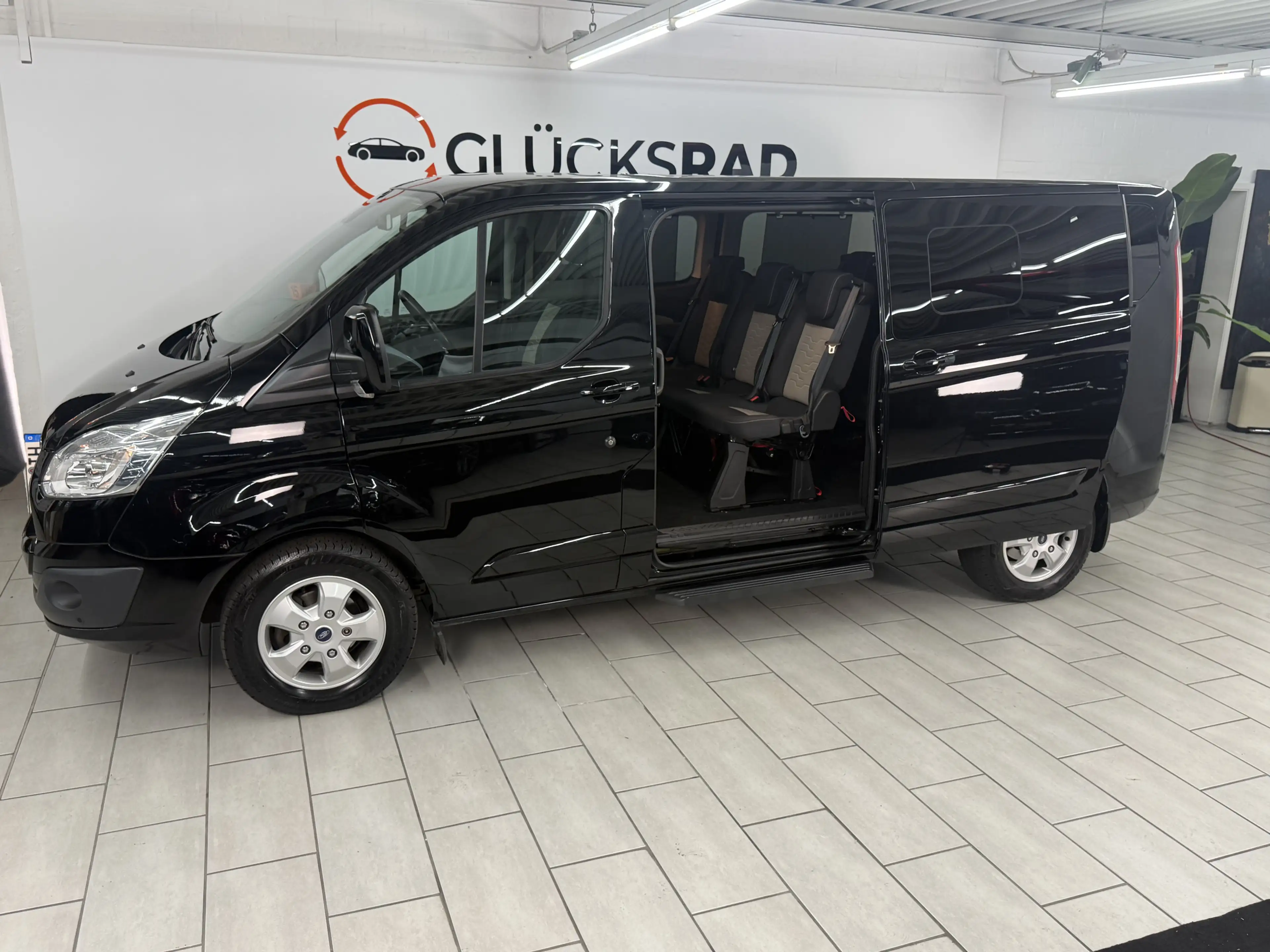 Ford Tourneo Custom 310 L2 Titanium R-Kam ACC AHK STH — photo 7