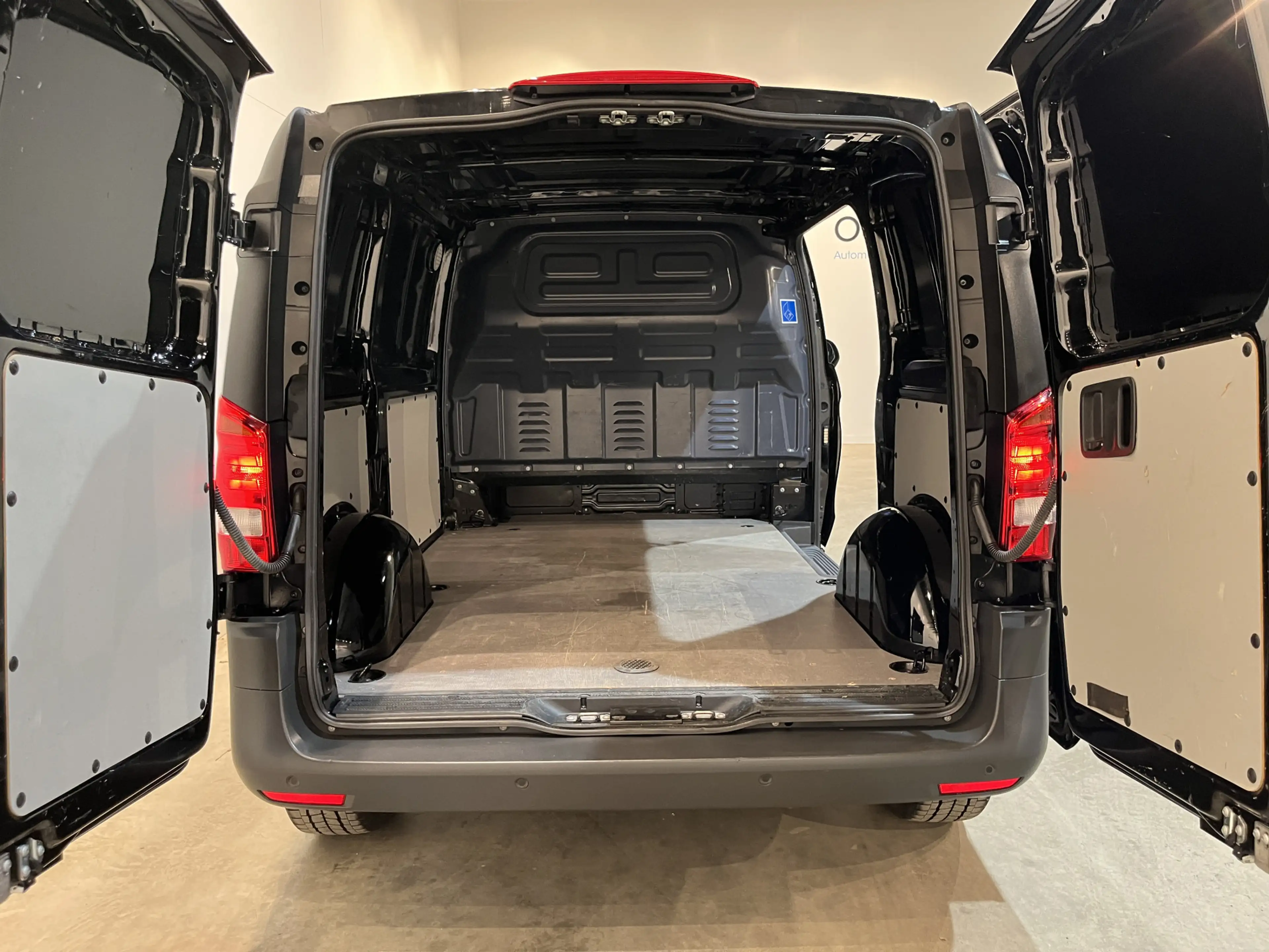 Mercedes-Benz Vito 116 CDI L1 RWD / Euro 6 / Airco / CarPlay / Camera — photo 4