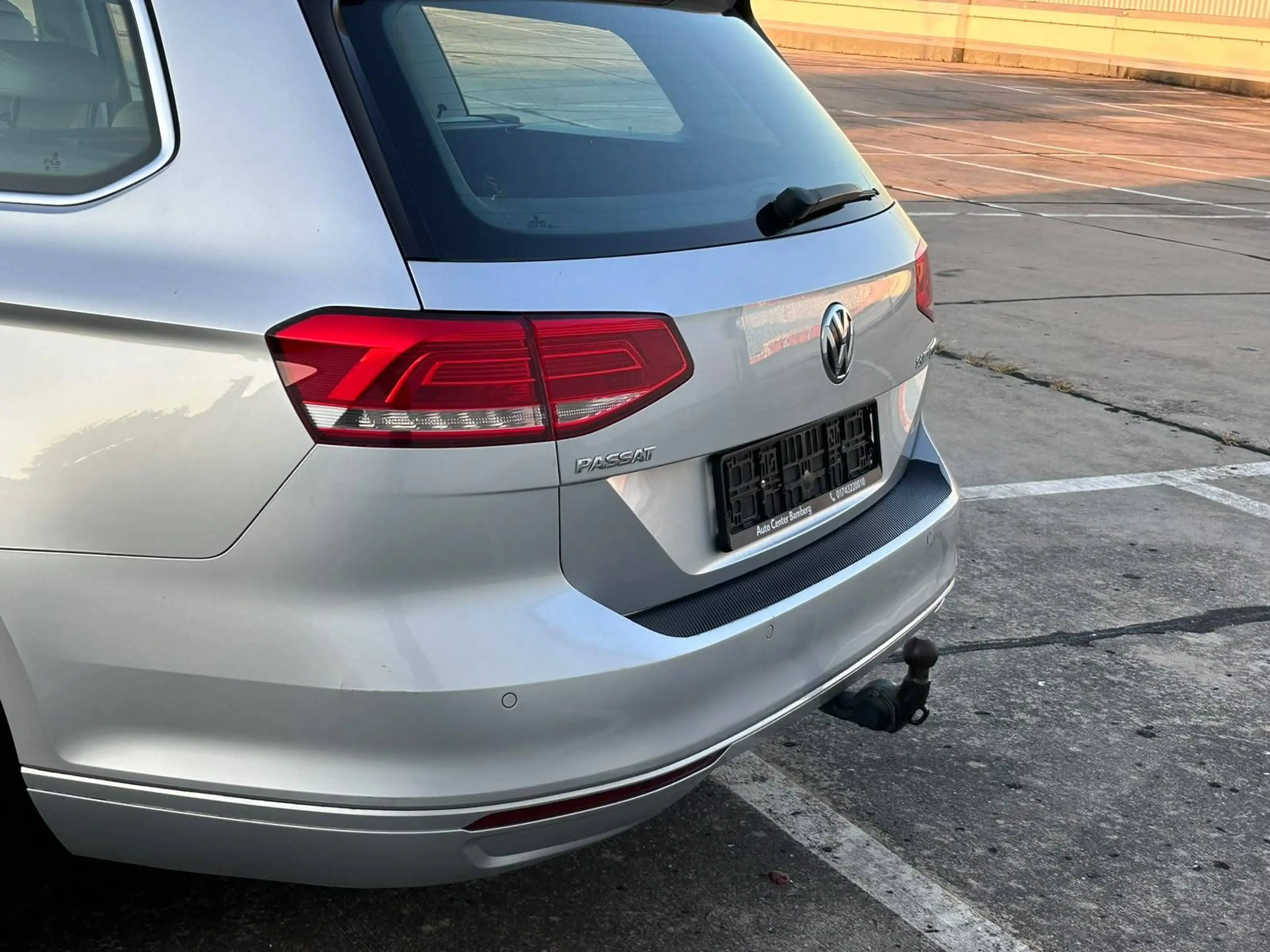 Volkswagen Passat Variant Comfortline|2,0TDI|150PS|DSG|AHK|CAM|SHZ|PDC|EURO6 — photo 9