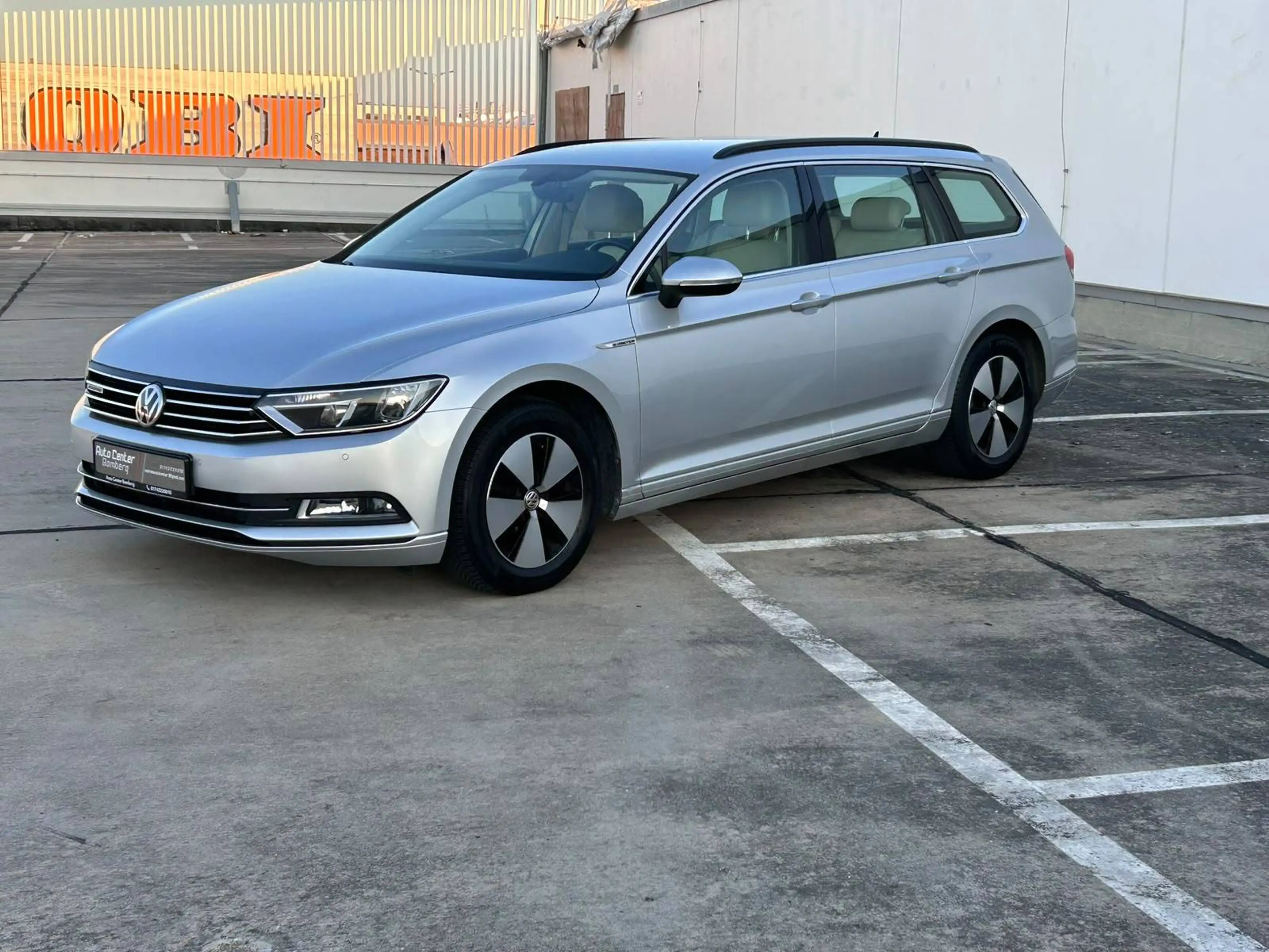 Volkswagen Passat Variant Comfortline|2,0TDI|150PS|DSG|AHK|CAM|SHZ|PDC|EURO6