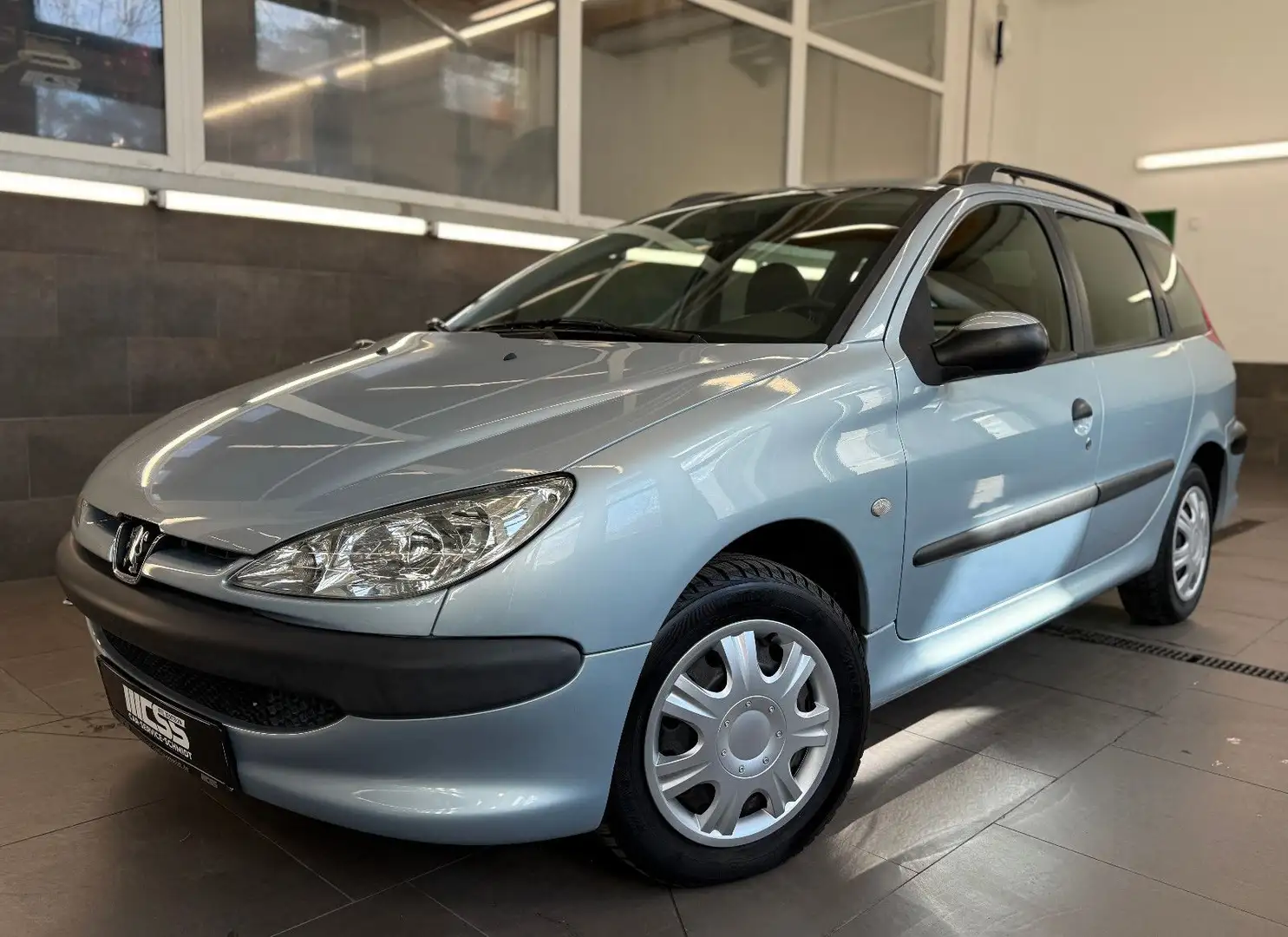 Peugeot 206 1.4 Klima Allwetter*ORIG.100TKM*USB Tüv NEU Grau - 1