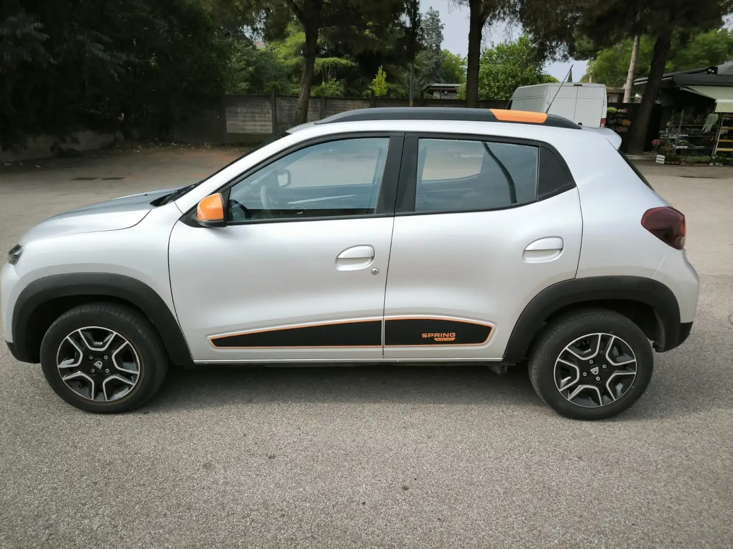 Dacia Spring Spring Comfort Plus Electric 45 Plateado - 1