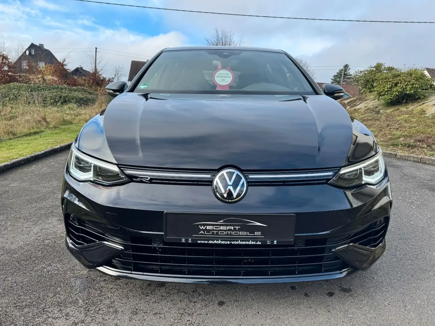 Volkswagen Golf VIII Lim. R 4Motion* BLACK EDITION* Schwarz - 2