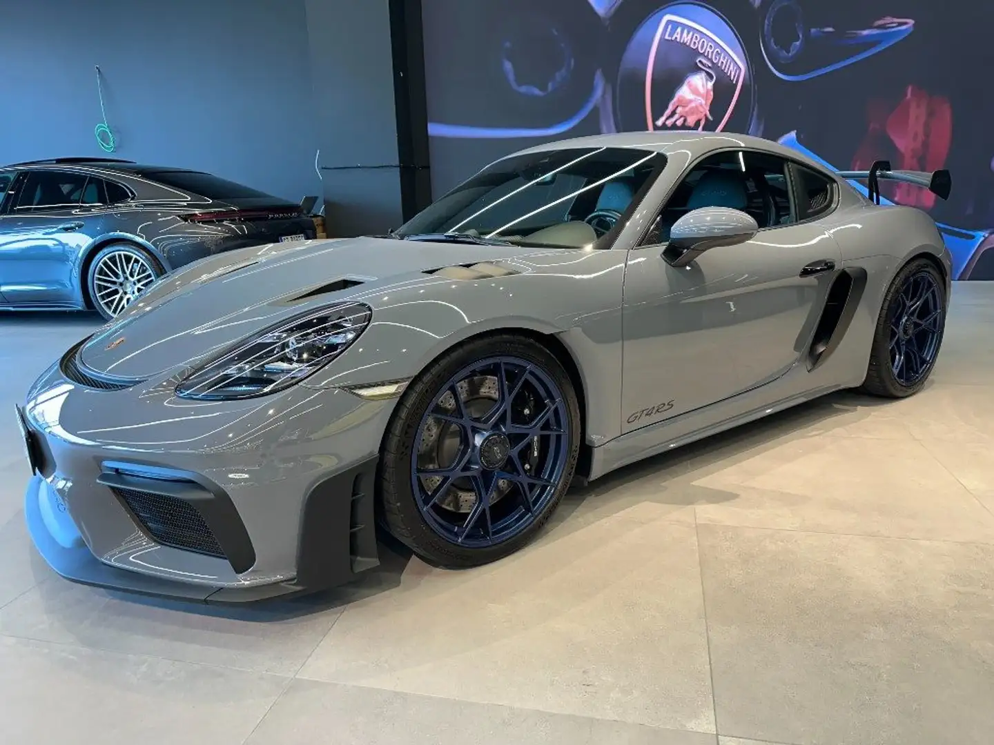 Porsche 718 Cayman 4.0 GT4 RS Gris - 1