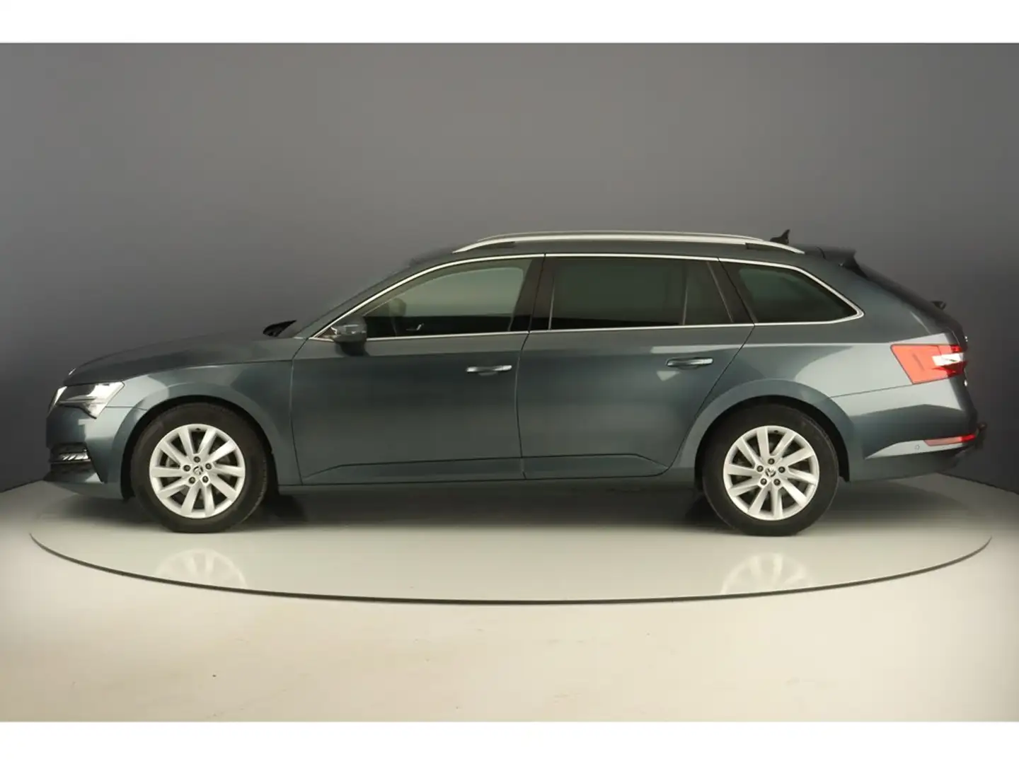 Skoda Superb Combi 1.4TSi iV 218pk Style Pack Premium Grijs - 2