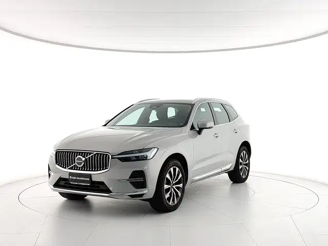 Volvo XC60 main image