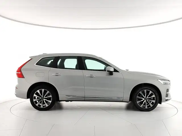 Volvo XC60 view 6