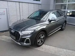 Audi Q5 S-line 40 TDI quattro s-tronic
