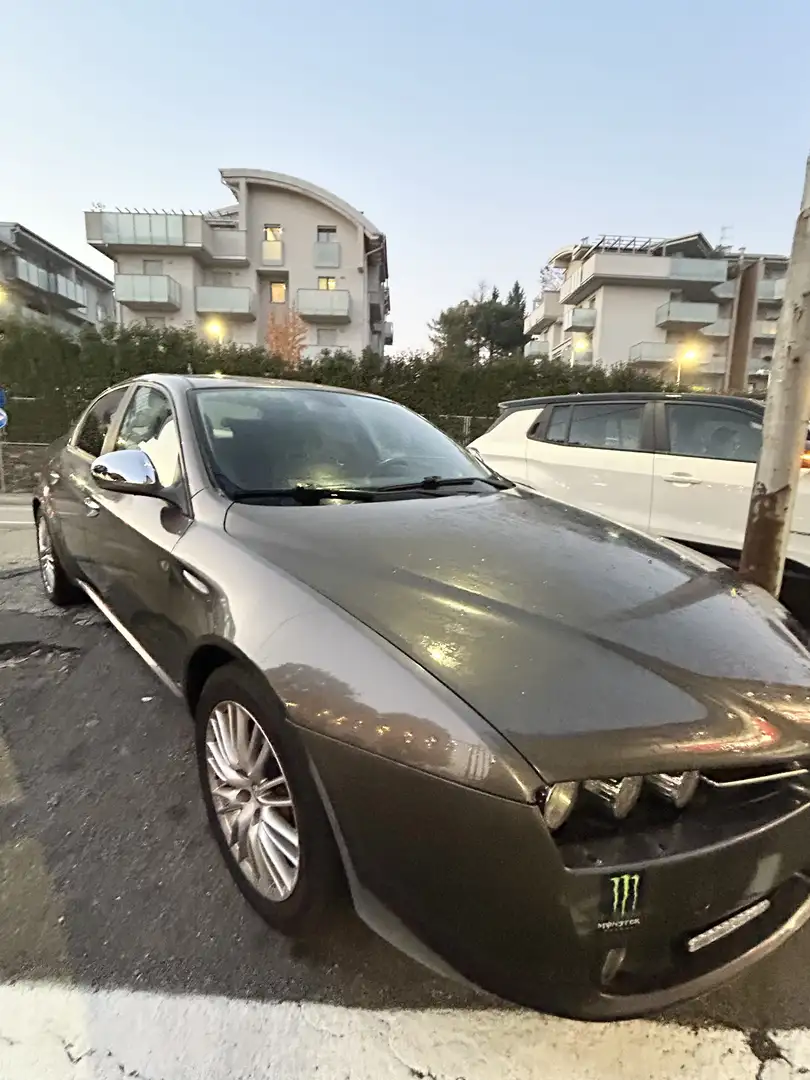 Alfa Romeo 159 1.9 jtdm 16v Exclusive 150cv q-tronic - 2