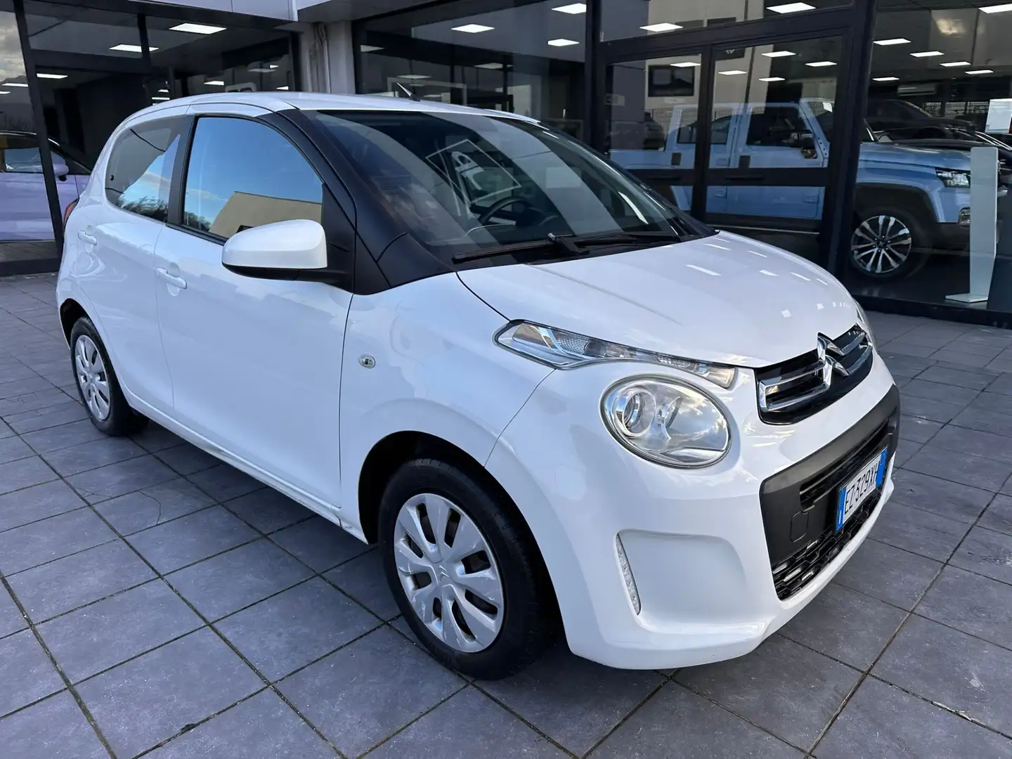 Citroen C1 C1 VTi 68 5 porte Shine Weiß - 1