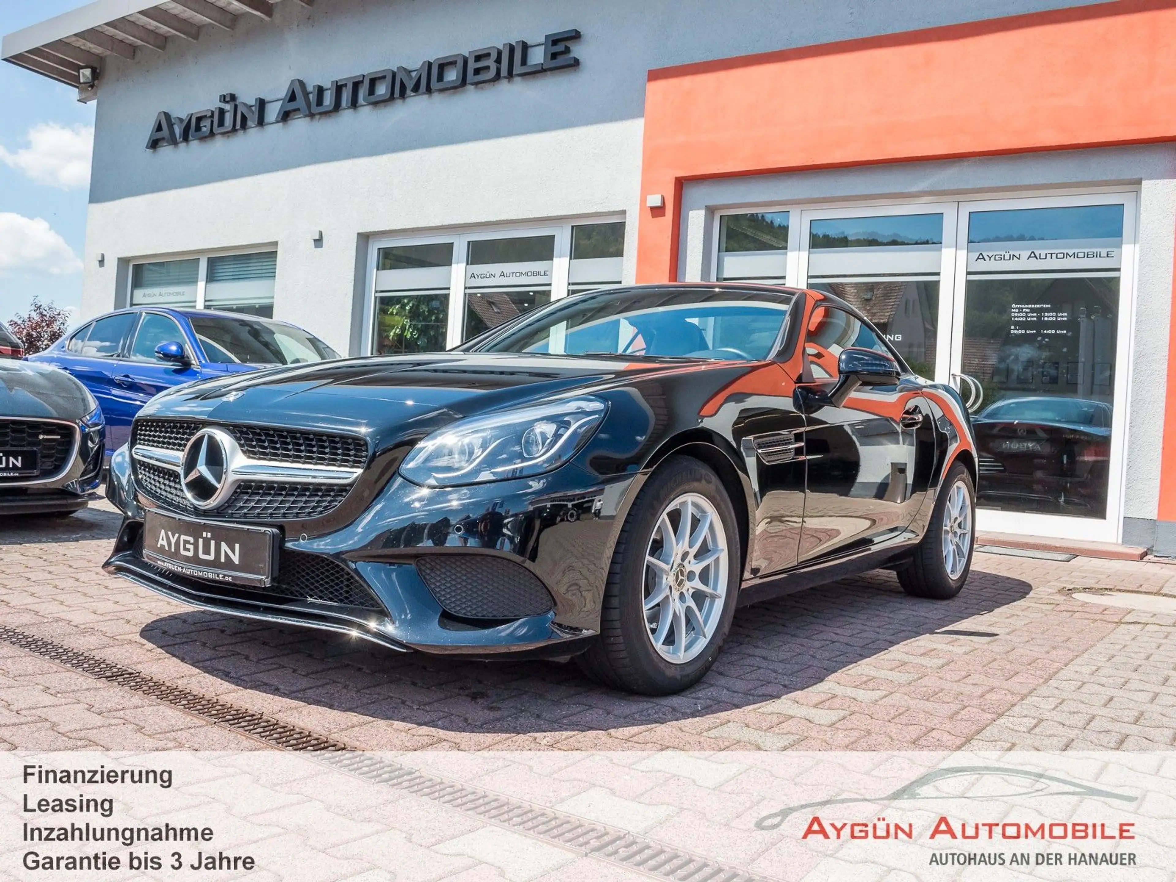 Mercedes-Benz SLC 180 Roadster Leder*Navi*Airscarf*AHK