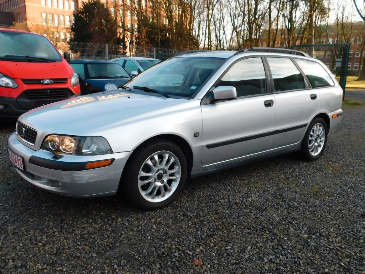 Volvo V40