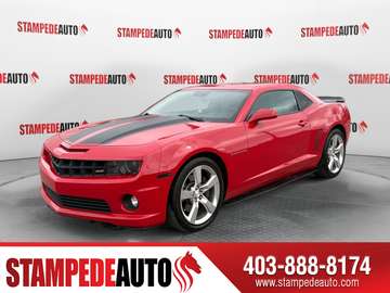 2SS | V8 | 6.2L l 6 SPEED | LEATHER INTERIOR | HEADS UP DISPLAY | AIR CONDITIONING | BLUETOOTH | LARGE TOUCH SCREEN