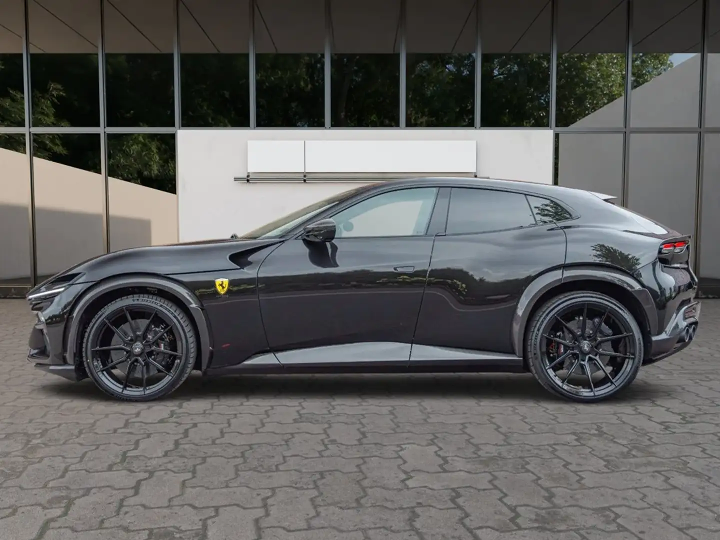 Ferrari Purosangue V12 DCT Carbon Schwarz - 2