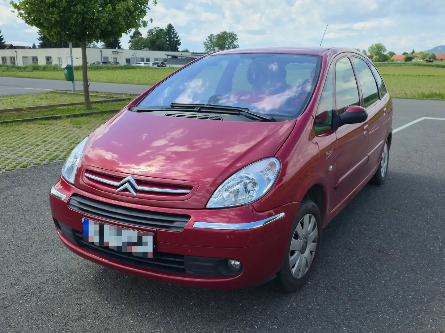Citroen Xsara Picasso Xsara Picasso 1,6i Family Family Rouge - 2