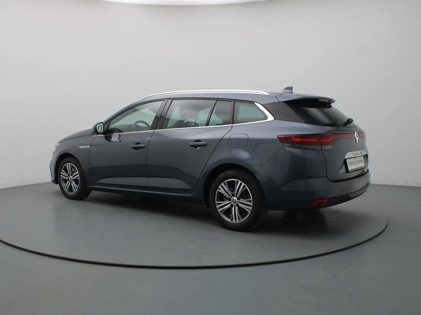 Renault Megane E-Tech Estate 160pk Plug-In Hybrid Intens Automaat Camera Zilver - 2