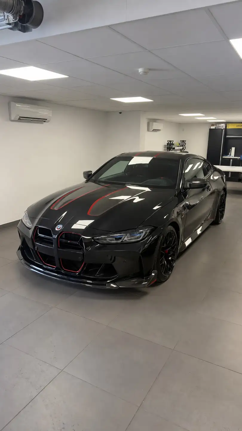 BMW M4 Coupe 2022 블랙 사진 1
