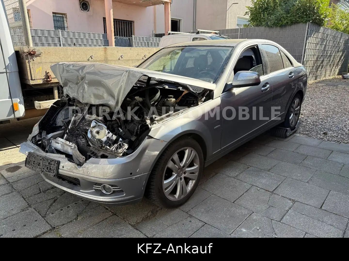 Mercedes-Benz C 180 C -Klasse Lim. Kompressor AVANTGARDE / AUTOMATIK Silber - 2