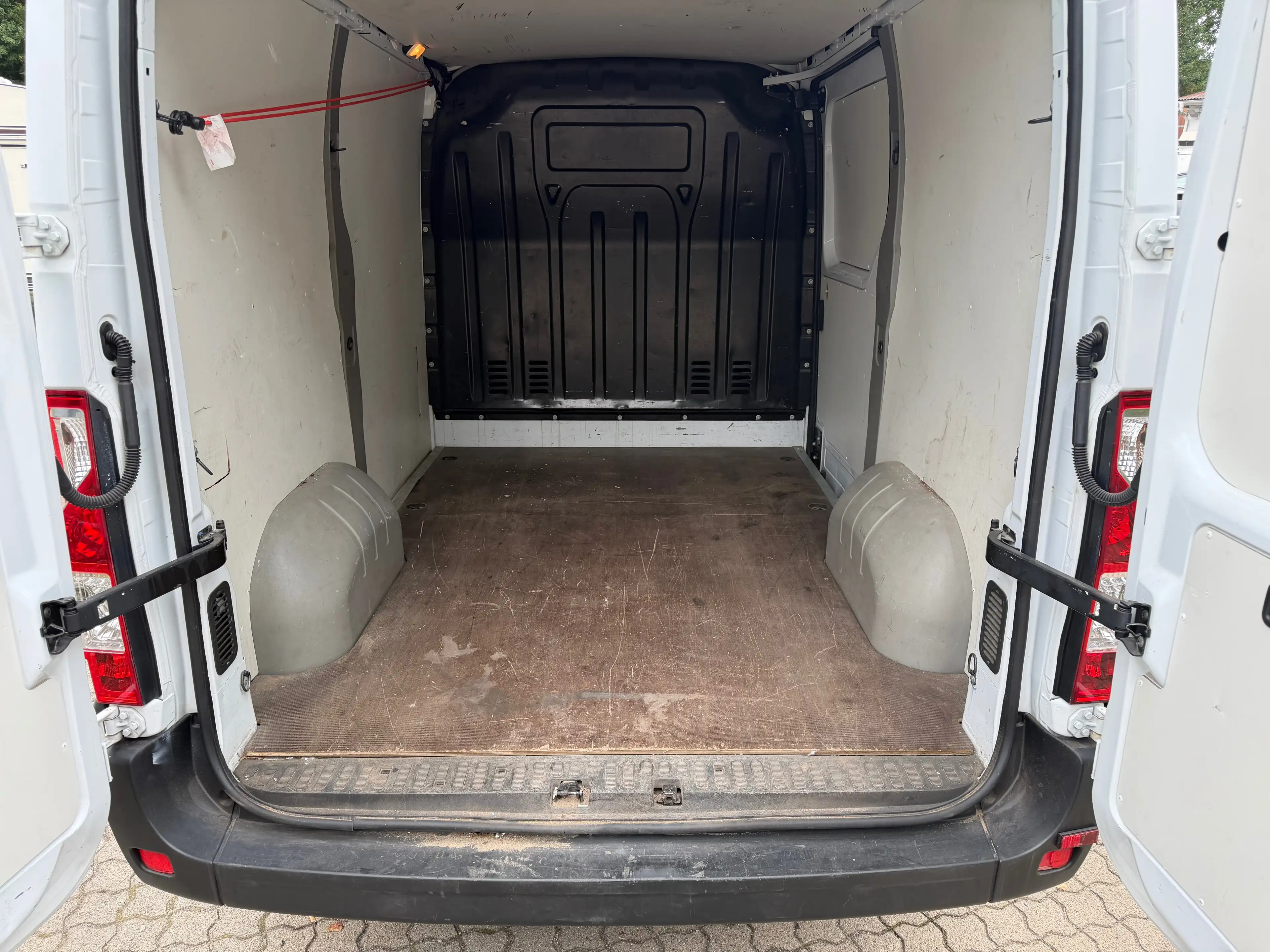 Opel Movano Movano 2.3 D L2H2 DPF 2WD*Klima+MultiMedia NAVI*TÜV 06.28 — photo 12