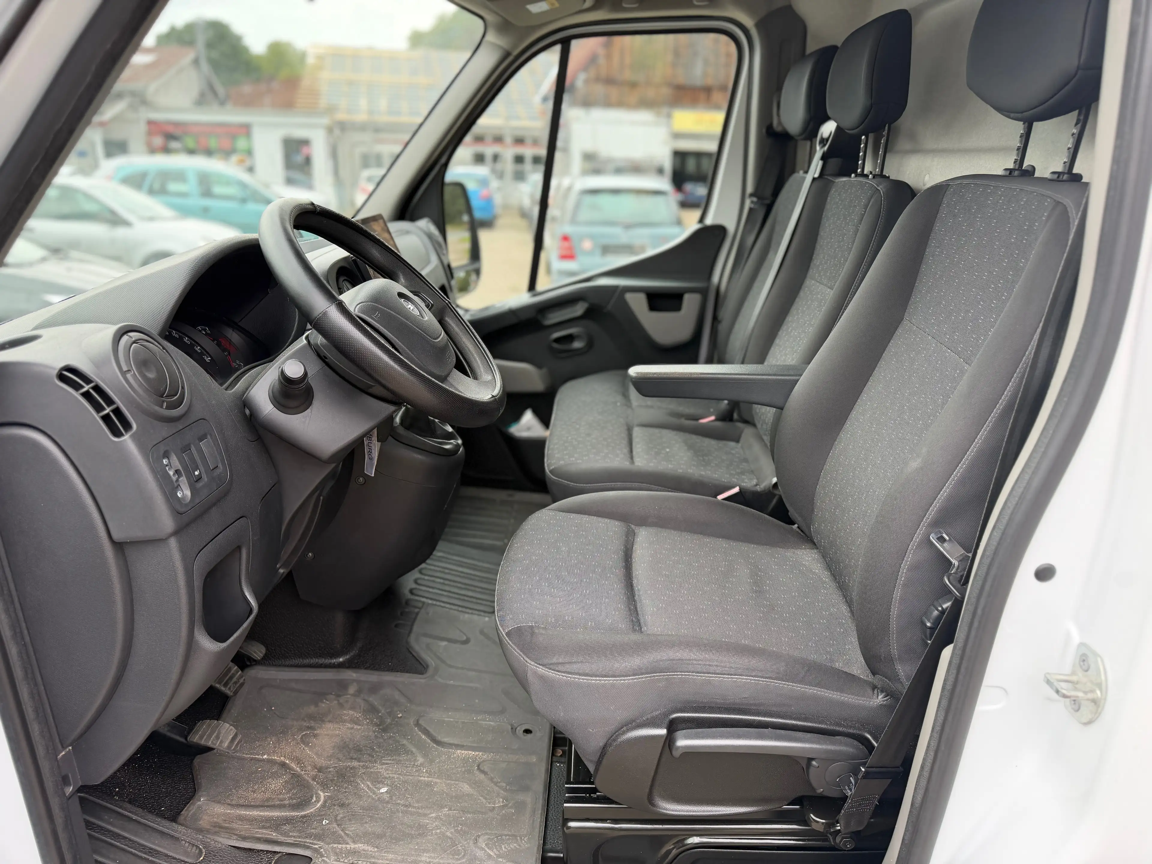 Opel Movano Movano 2.3 D L2H2 DPF 2WD*Klima+MultiMedia NAVI*TÜV 06.28 — photo 7