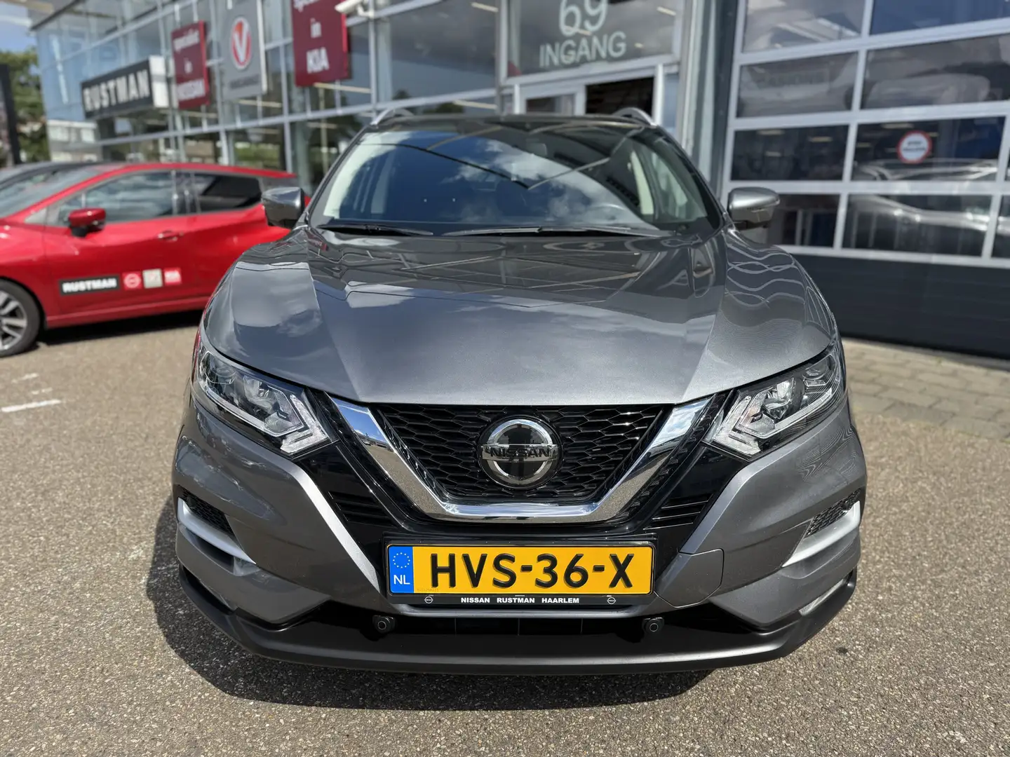 Nissan Qashqai 1.3 DCT N-Connecta Design Design automaat Grijs - 2