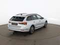 Skoda Octavia Combi 2.0 TDI Tour Aut LED AHK RADAR NAVI Silber - thumbnail 3