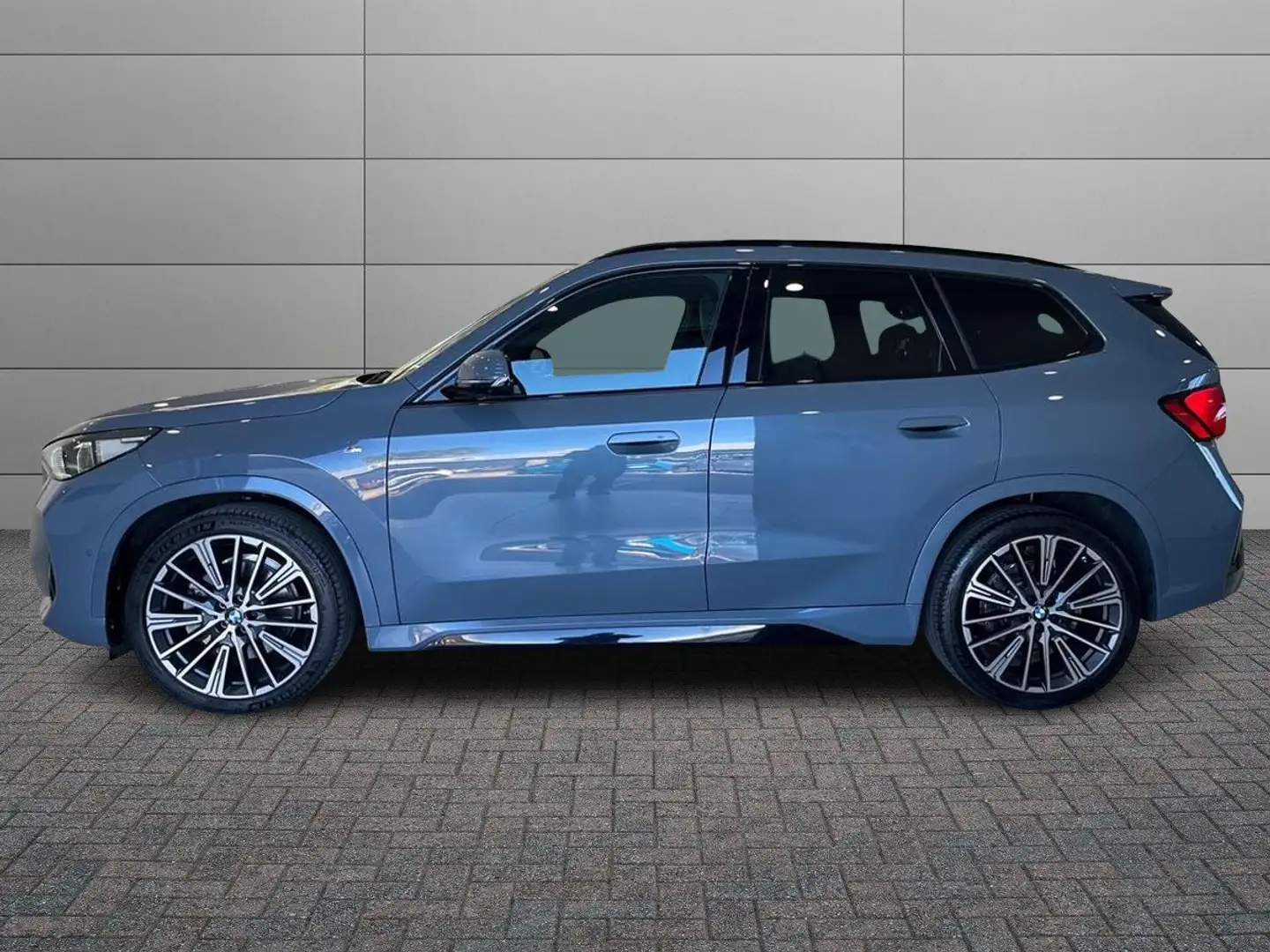 BMW X1 X1 xdrive23i mhev 48V MSport Edition Signature au Grau - 2