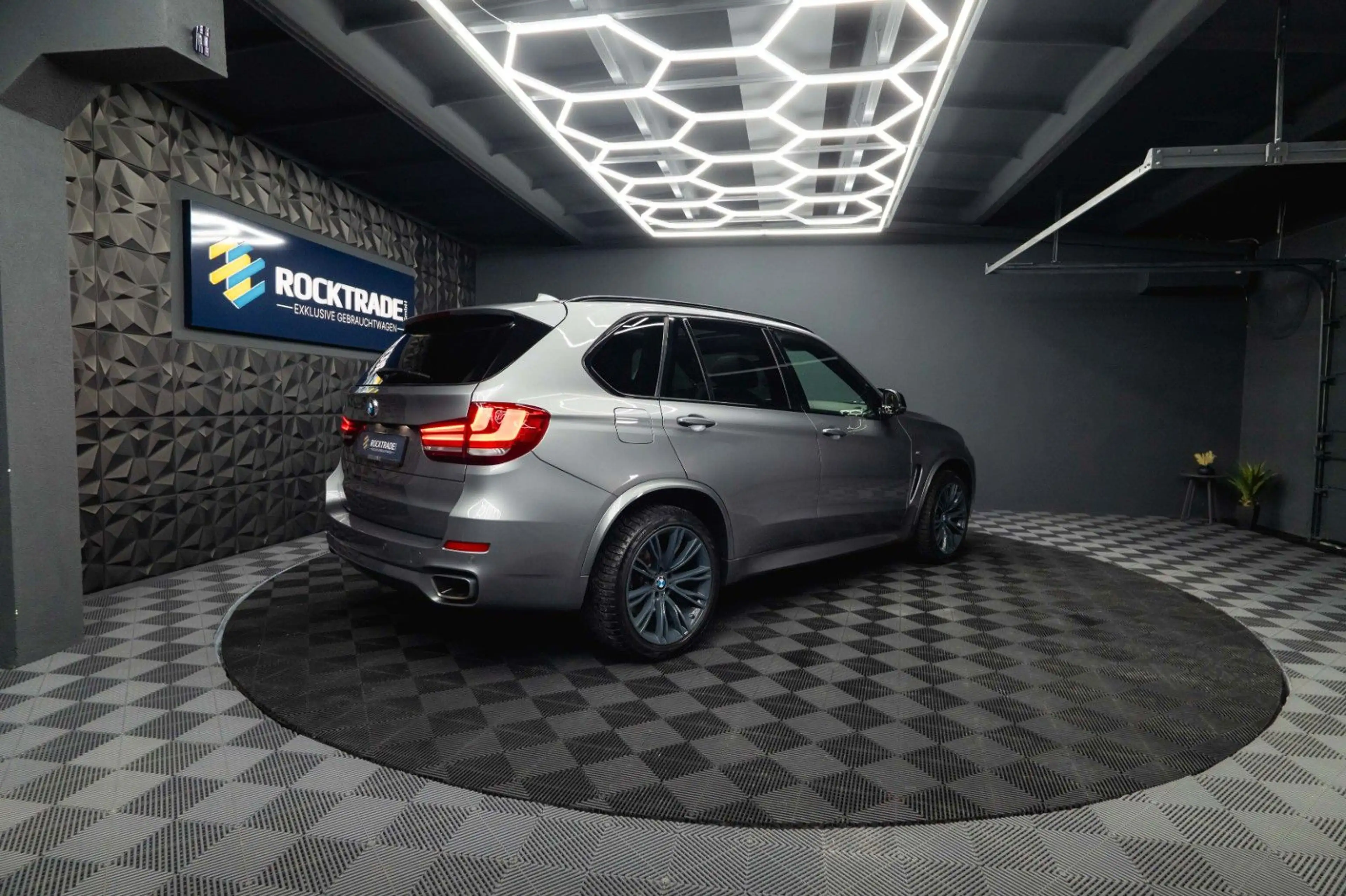 BMW X5 xDrive 40d M Sport | ACC | LED | Pano | 360° — photo 11