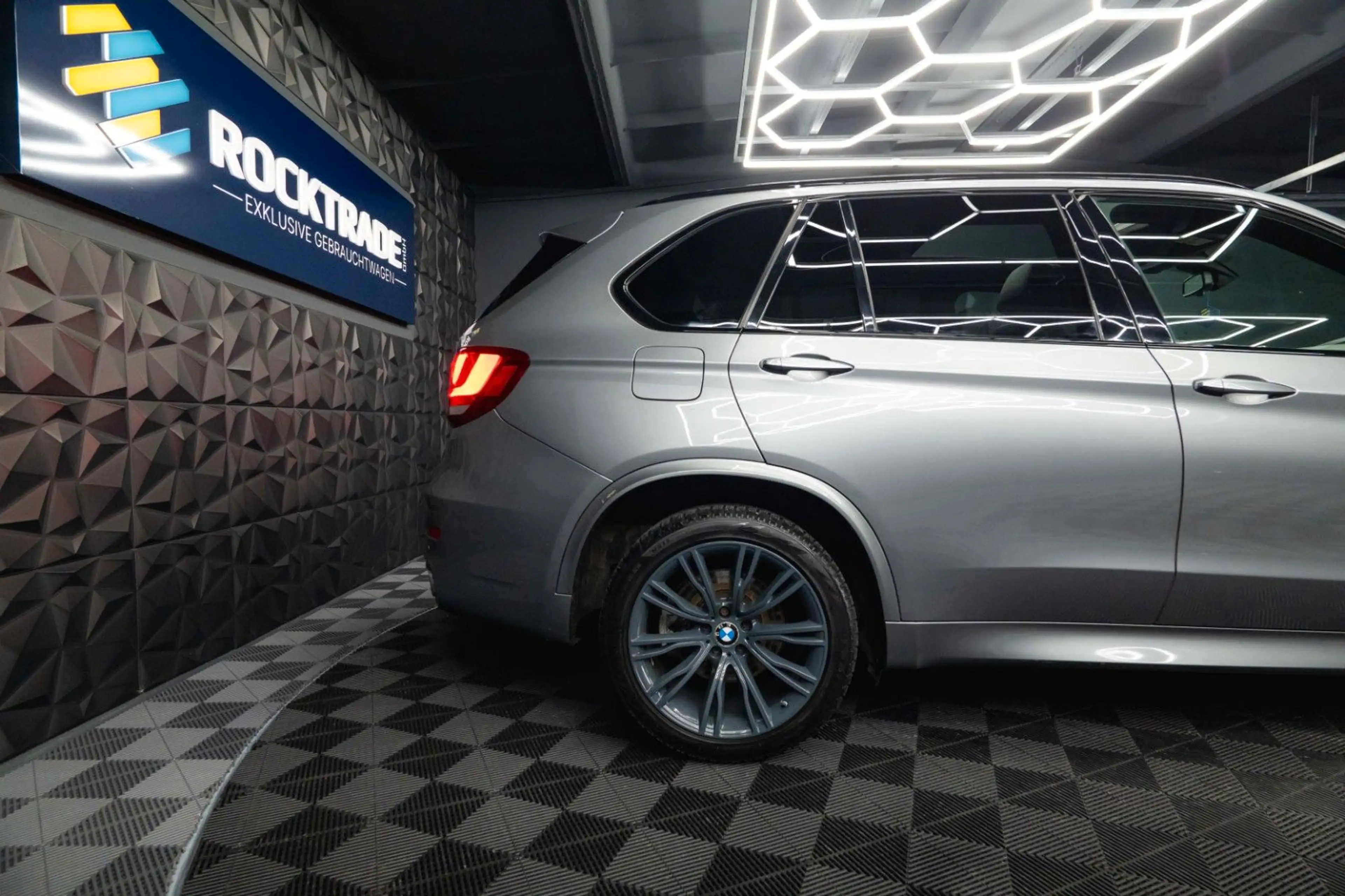 BMW X5 xDrive 40d M Sport | ACC | LED | Pano | 360° — photo 9