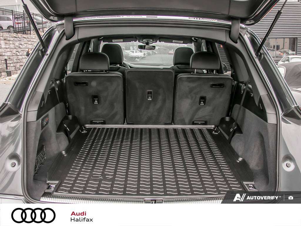2025 Audi Q7 Technik thumb 8