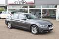 BMW 318 i Advantage l LED l 1.HAND l NAVI l Grau - thumbnail 1