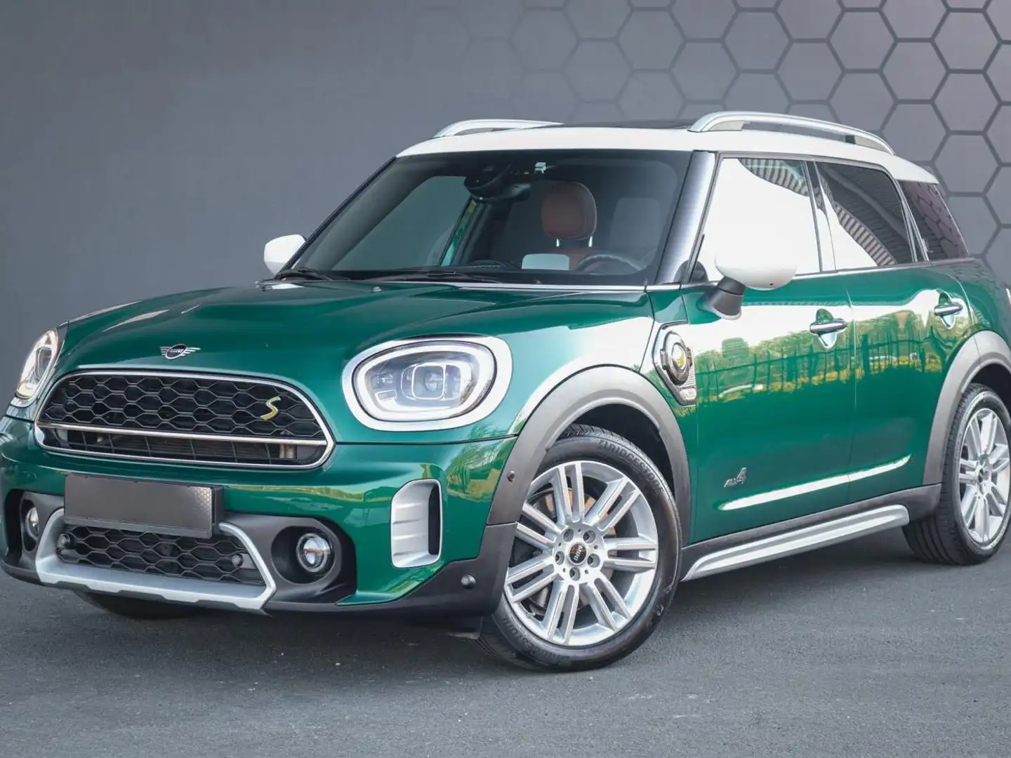 MINI Cooper Countryman Cooper Countryman 2.0 Cpr S E Yrs Groen - 1