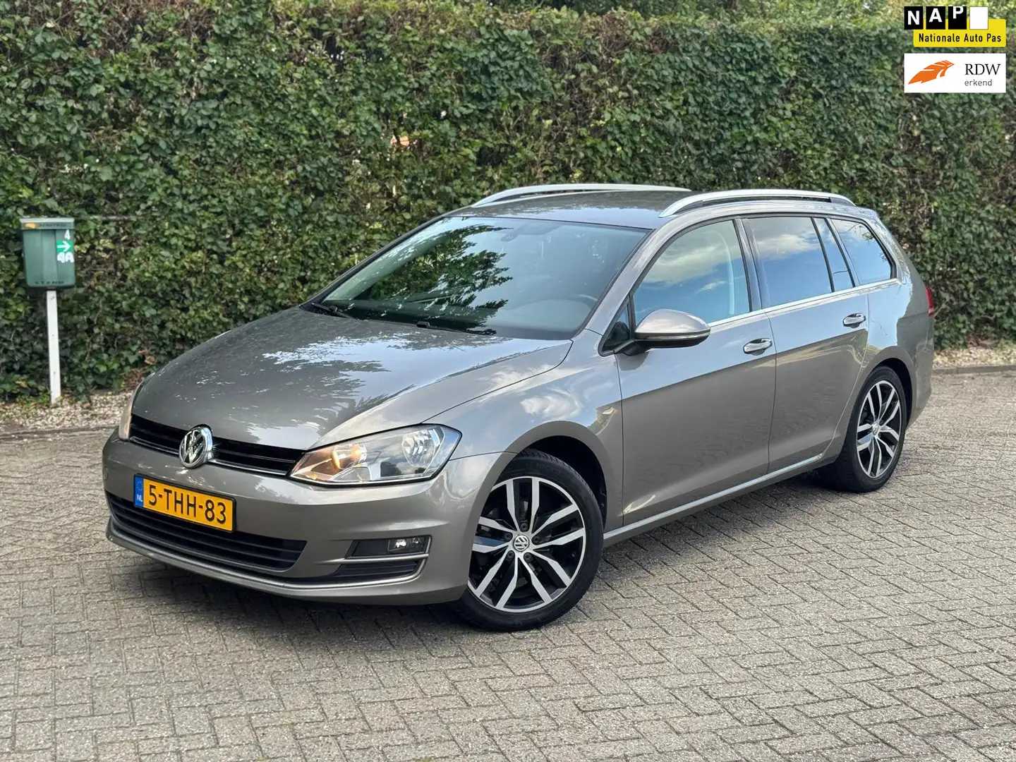Volkswagen Golf Variant 1.2 TSI Highline | Stoelmassage | Trekhaak | Autom Grijs - 1