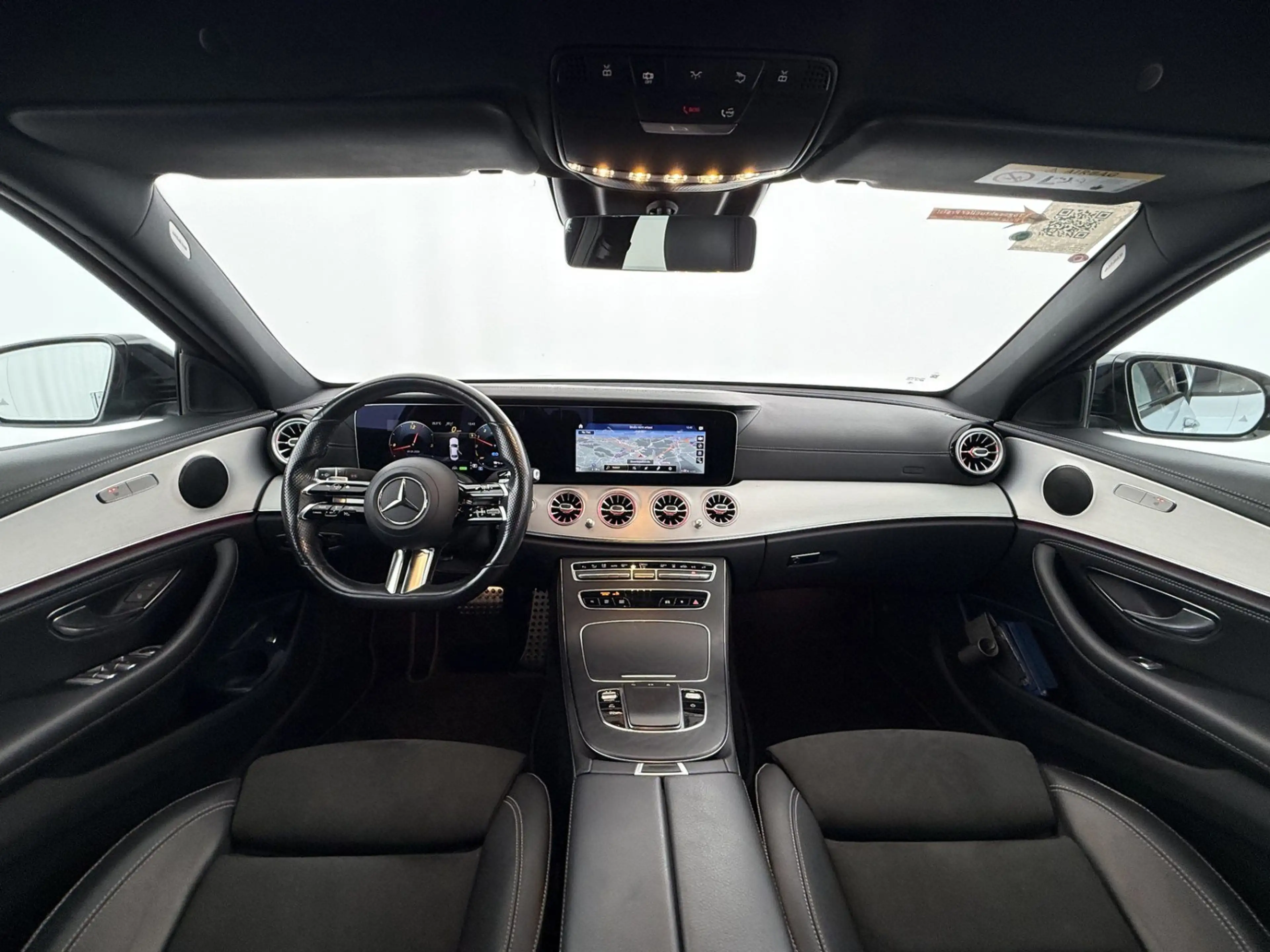 Mercedes-Benz E 300 de 4Matic PHEV AMG-Line Aut LED 360-CAM AHK — photo 13
