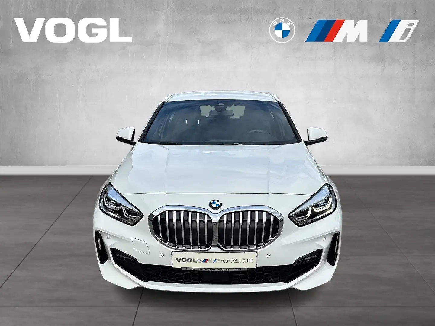 BMW 118 i Hatch Weiß - 2