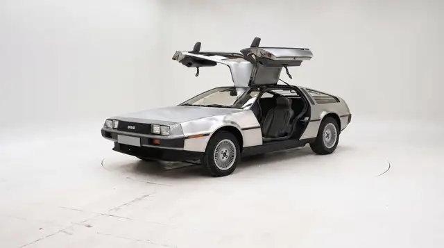 Delorean DMC-12 1981