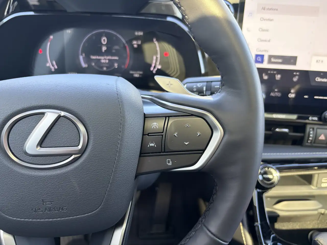 Lexus NX снимка Lexus NX