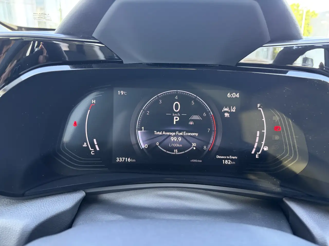 Lexus NX снимка Lexus NX