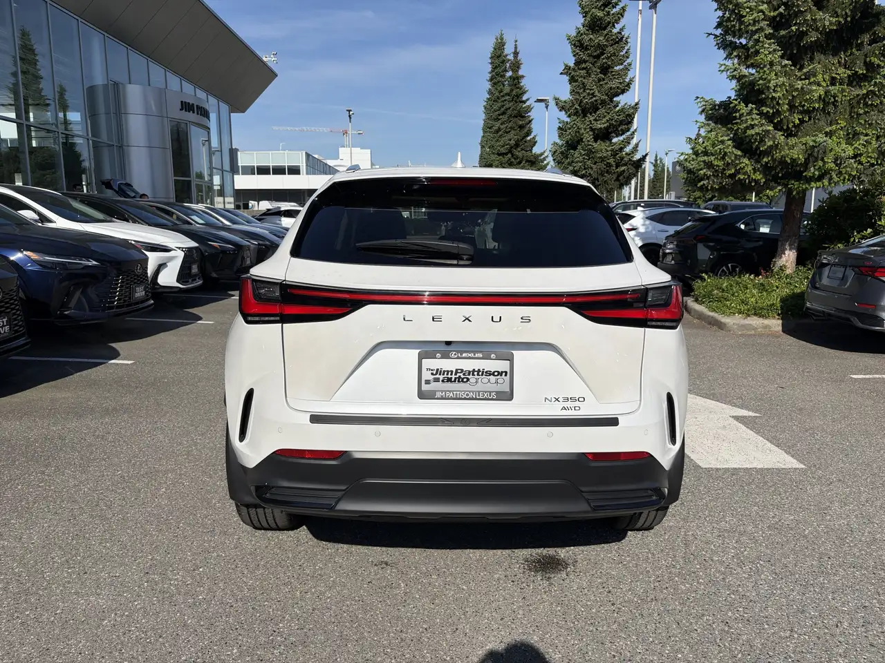 Lexus NX снимка Lexus NX