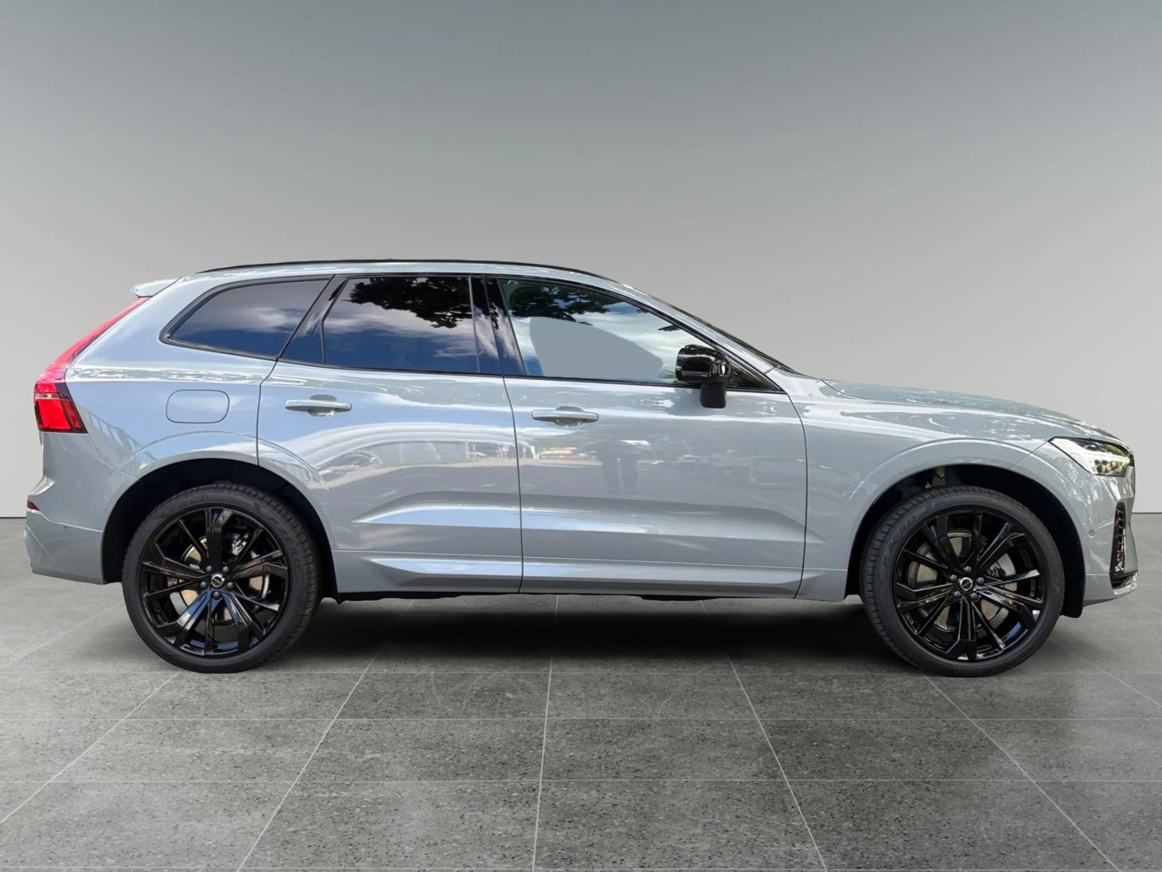 Volvo XC60 T8 Plug-in AWD Ultra Black Edition | TREKHAAK | AD — photo 6