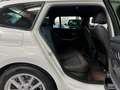 BMW 318 318d Touring Innovation+AHK+Keyless+ACC+Sensatec Blanc - thumbnail 18