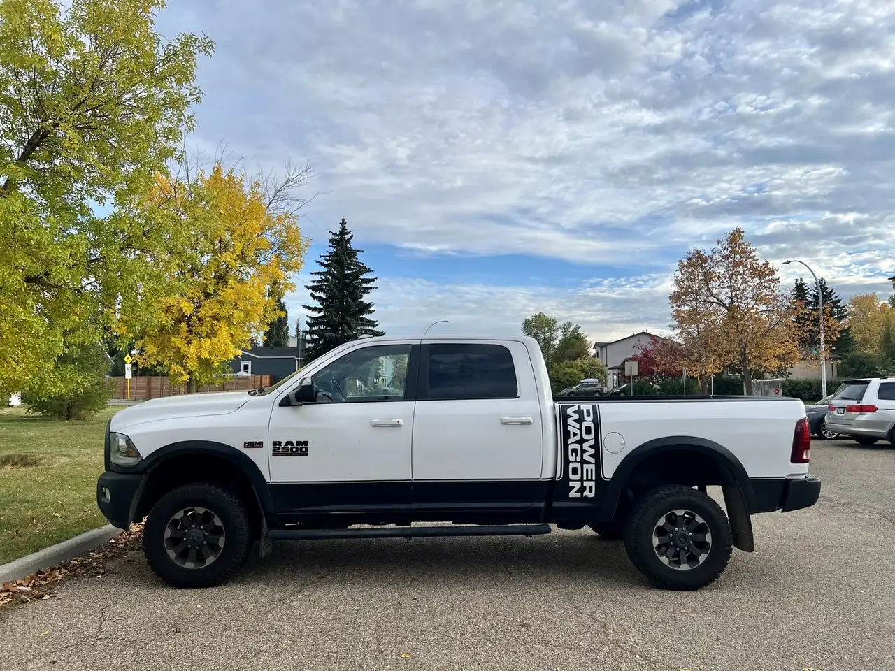 RAM 2500 снимка RAM 2500