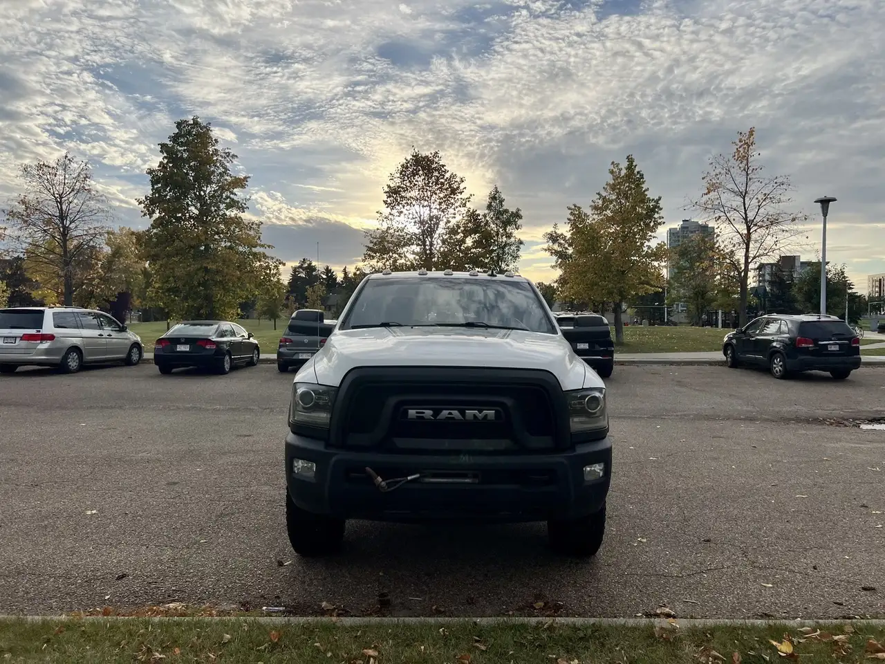 RAM 2500 снимка RAM 2500