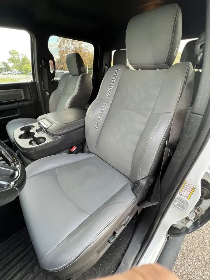 RAM 2500 снимка RAM 2500