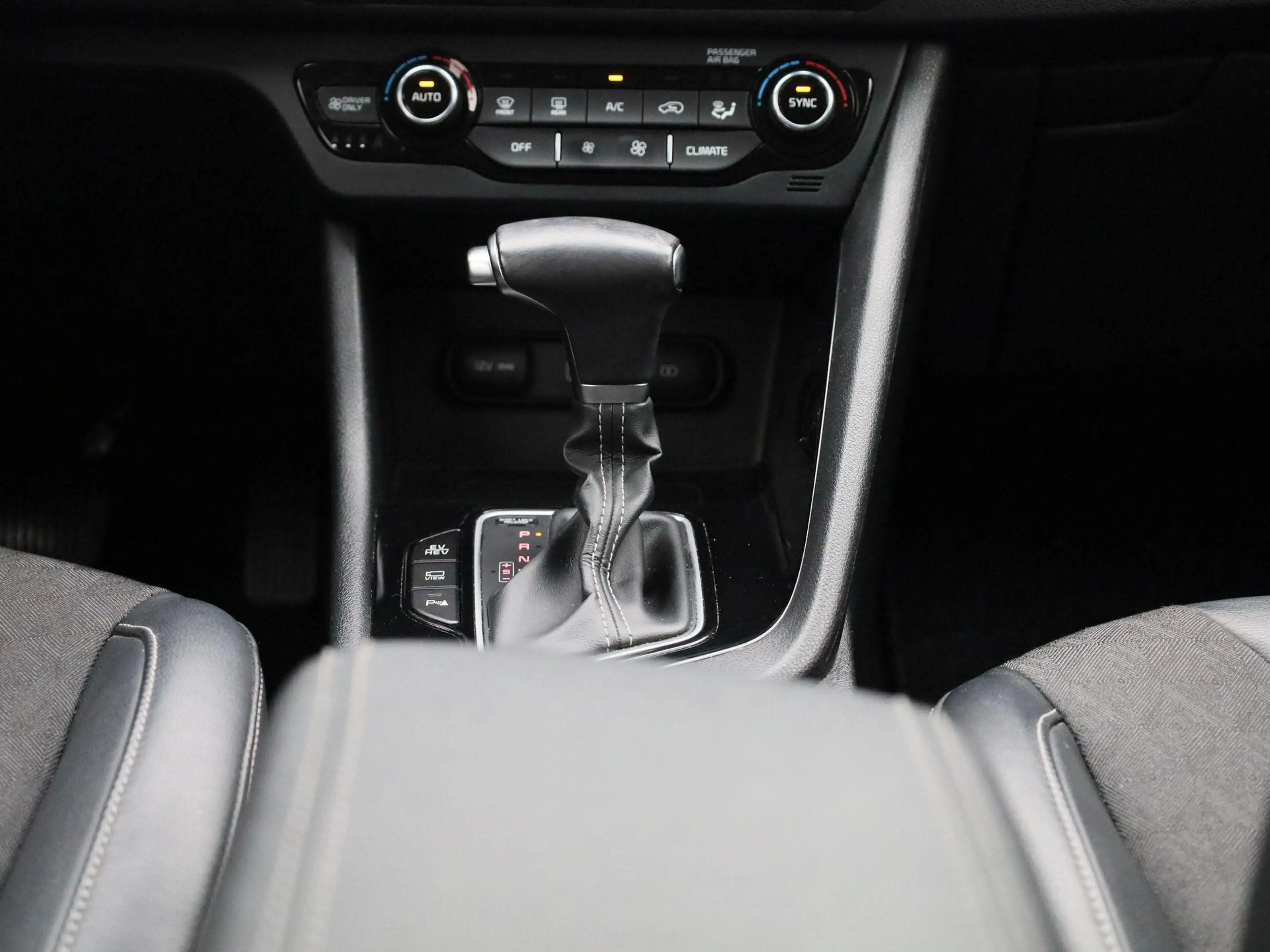 Kia Niro 1.6 GDi PHEV DynamicLine | CAMERA | NAVIGATIE | KL — photo 10