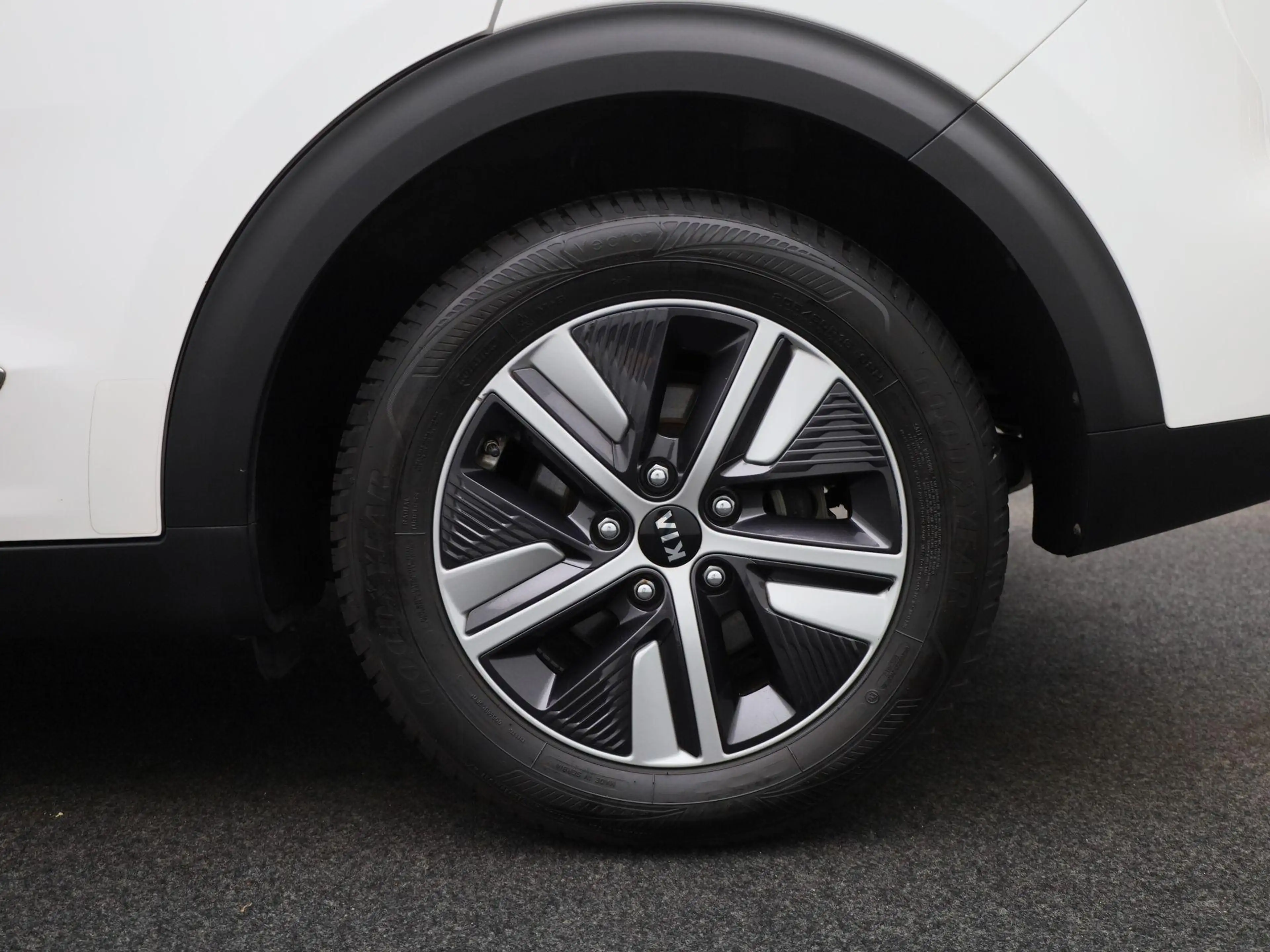 Kia Niro 1.6 GDi PHEV DynamicLine | CAMERA | NAVIGATIE | KL — photo 13