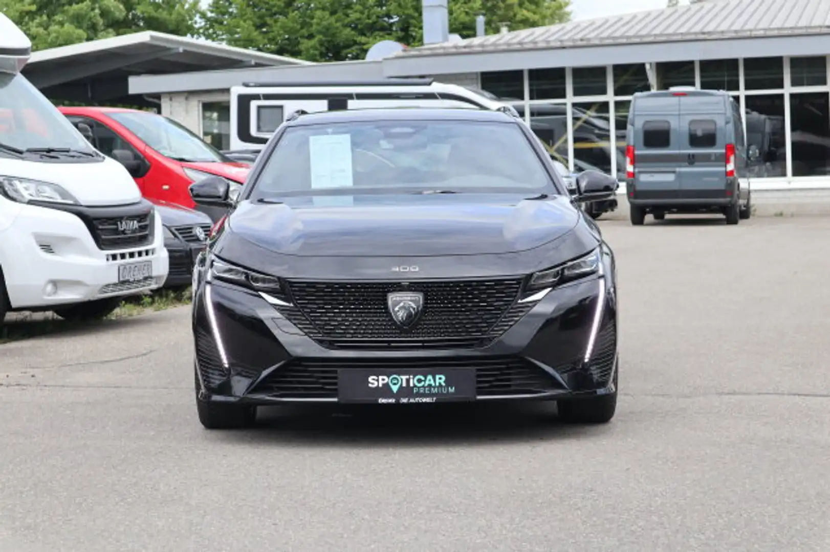Peugeot 308 308 1.2 PureTech 130 SW GT Navi/Autom./Sitzhzg. BC Schwarz - 2