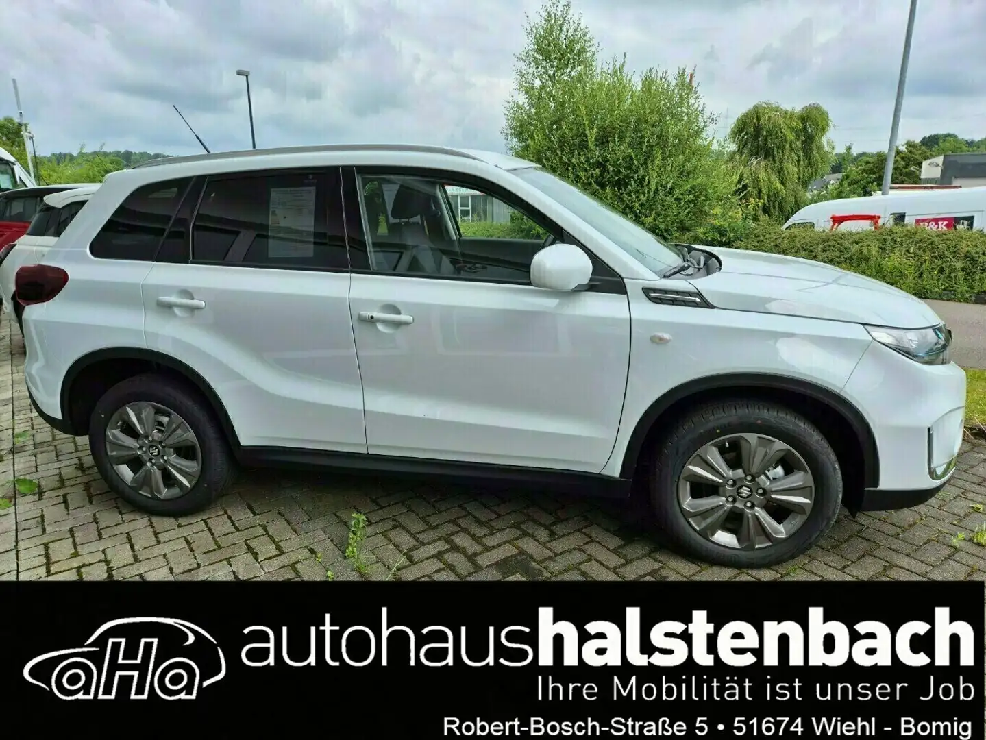 Suzuki Vitara 1.5 Hybrid Comfort 4x4 AGS Weiß - 1