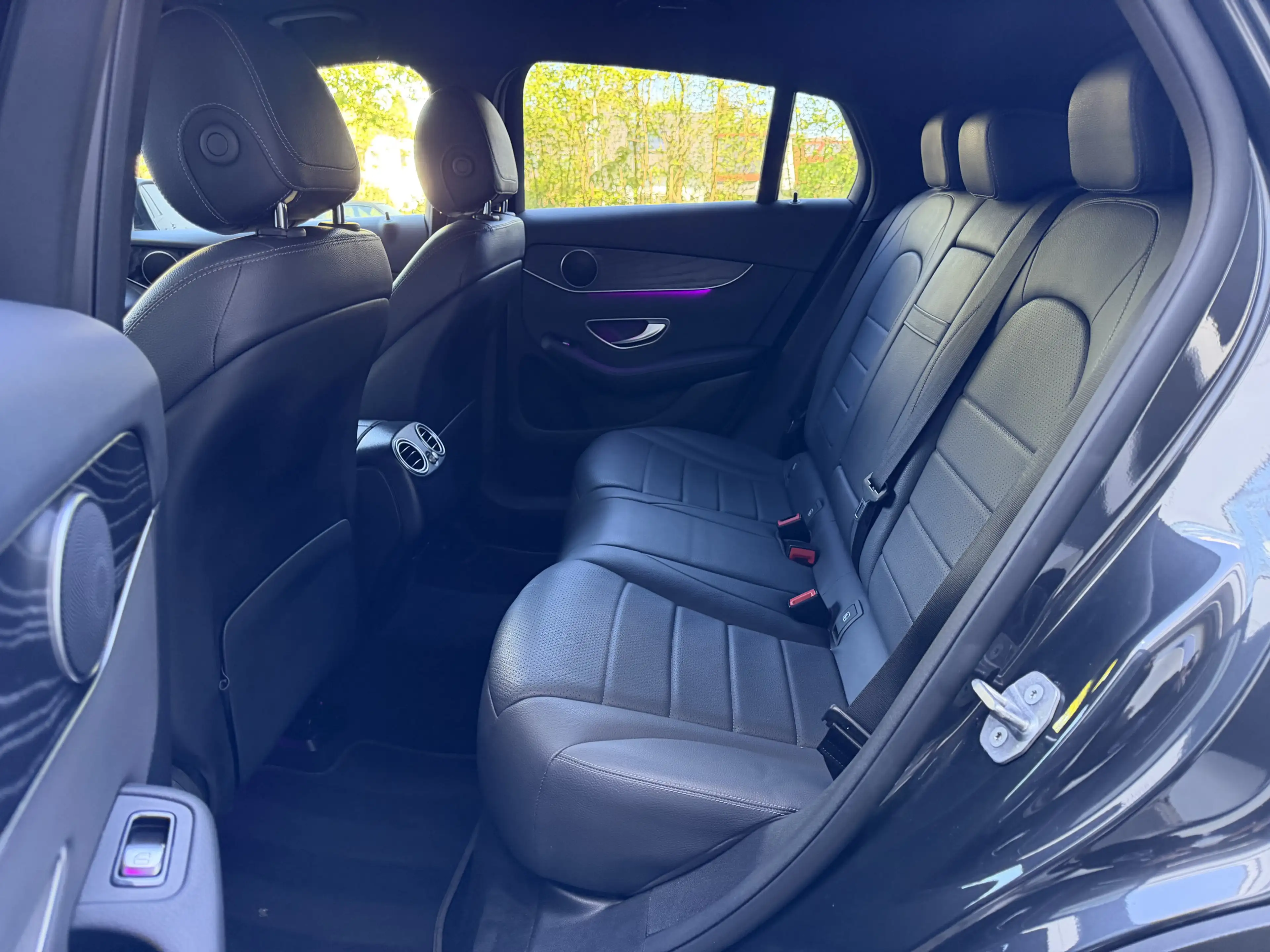 Mercedes-Benz GLC 200 Coupe 4-M LED MBUX Kamera Keyless 20AMG — photo 14